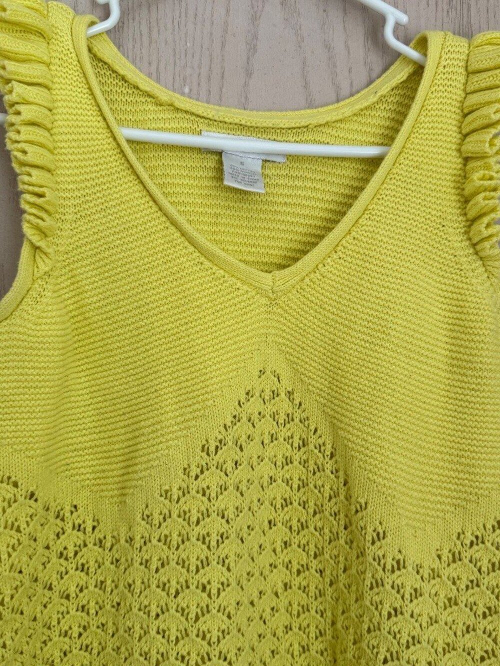 Design History Y2K Yellow Knit Tank Top S V-Neck Crochet Lace Ruffle Sleeve Boho
